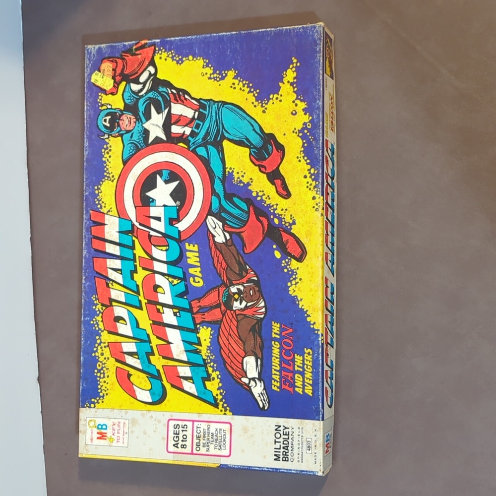 1977 Milton Bradley Captain America Marvel Comics Falcon Avengers board game
